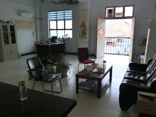 全自動充電機(jī)業(yè)績再創(chuàng)新高，離不開辛勤的你們